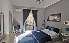 Two Rooms Bellini